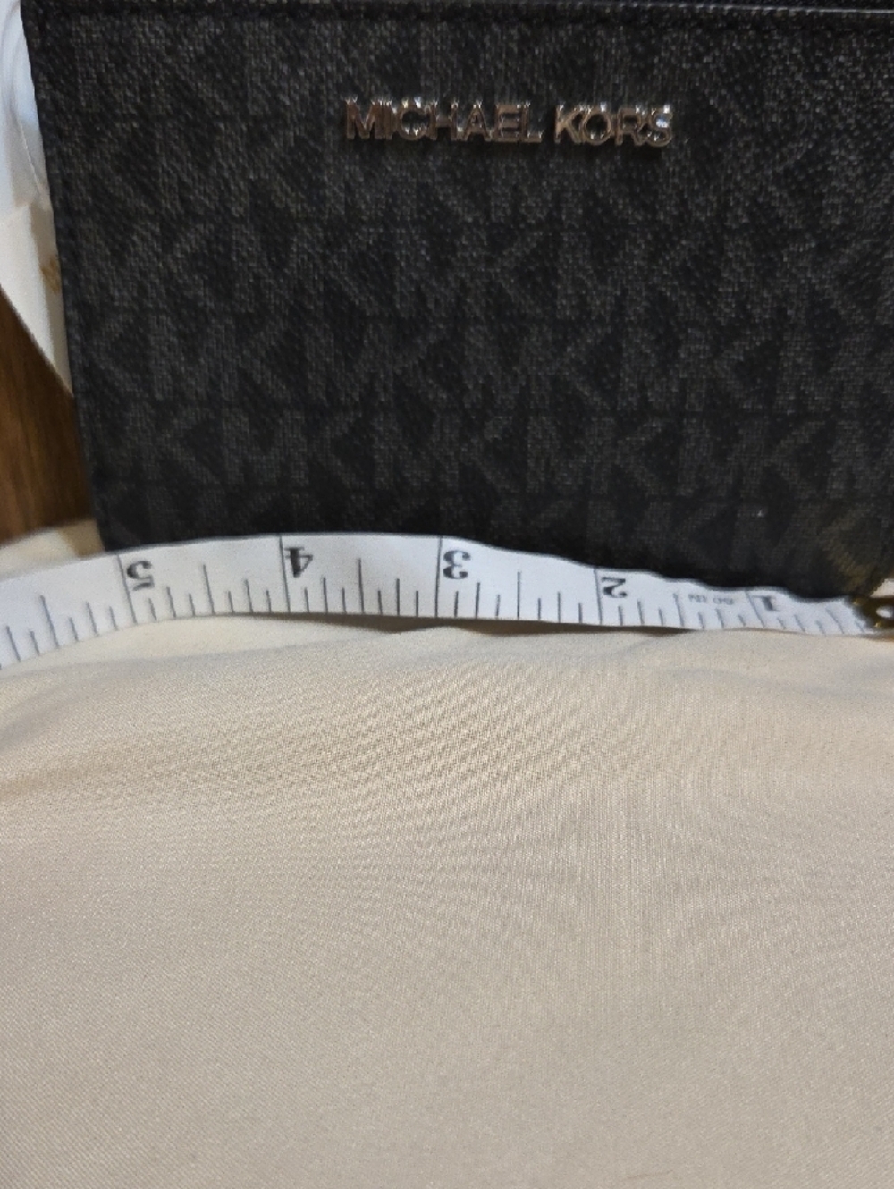 Michael Kors Black Signature MK Zip Card Case CoinPouch NWT - Picture 3 of 8